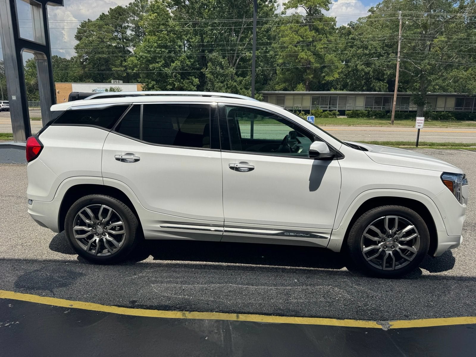 2023 GMC Terrain Denali