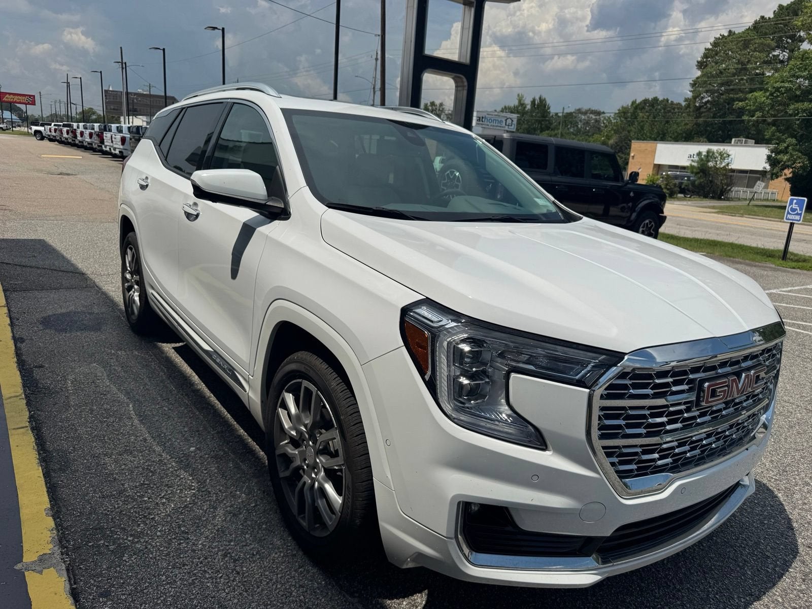 2023 GMC Terrain Denali