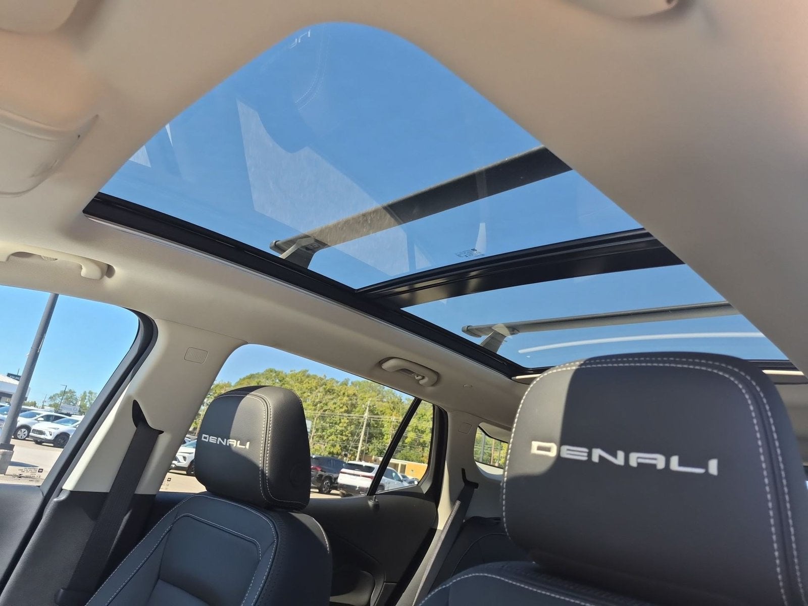 2024 GMC Terrain Denali - Photo 18