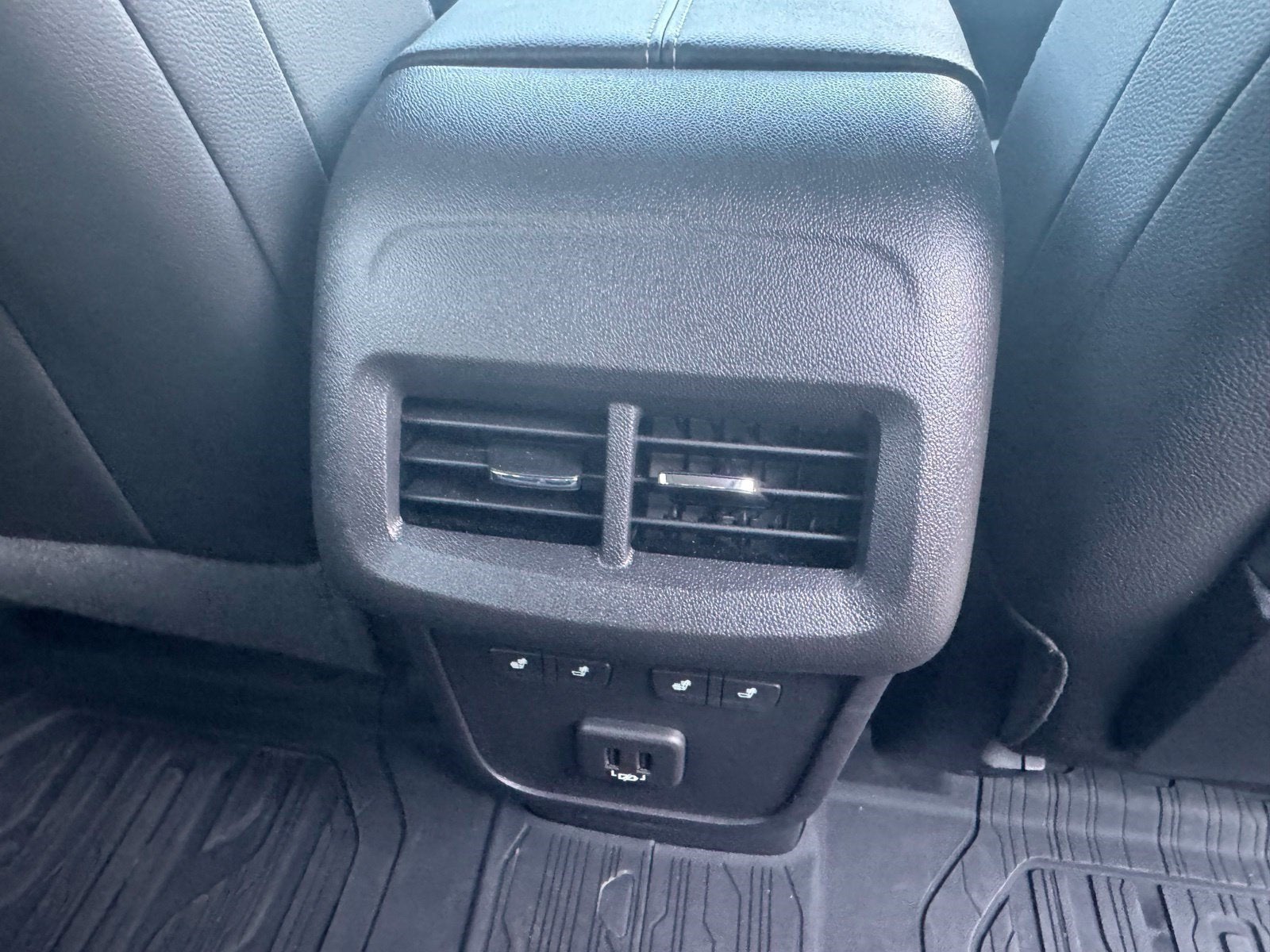2024 GMC Terrain Denali - Photo 39