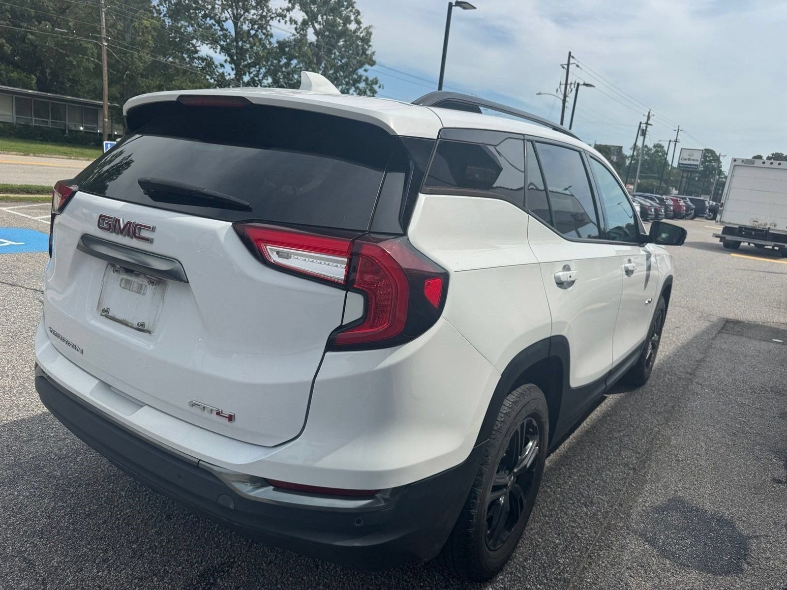 2023 GMC Terrain AT4