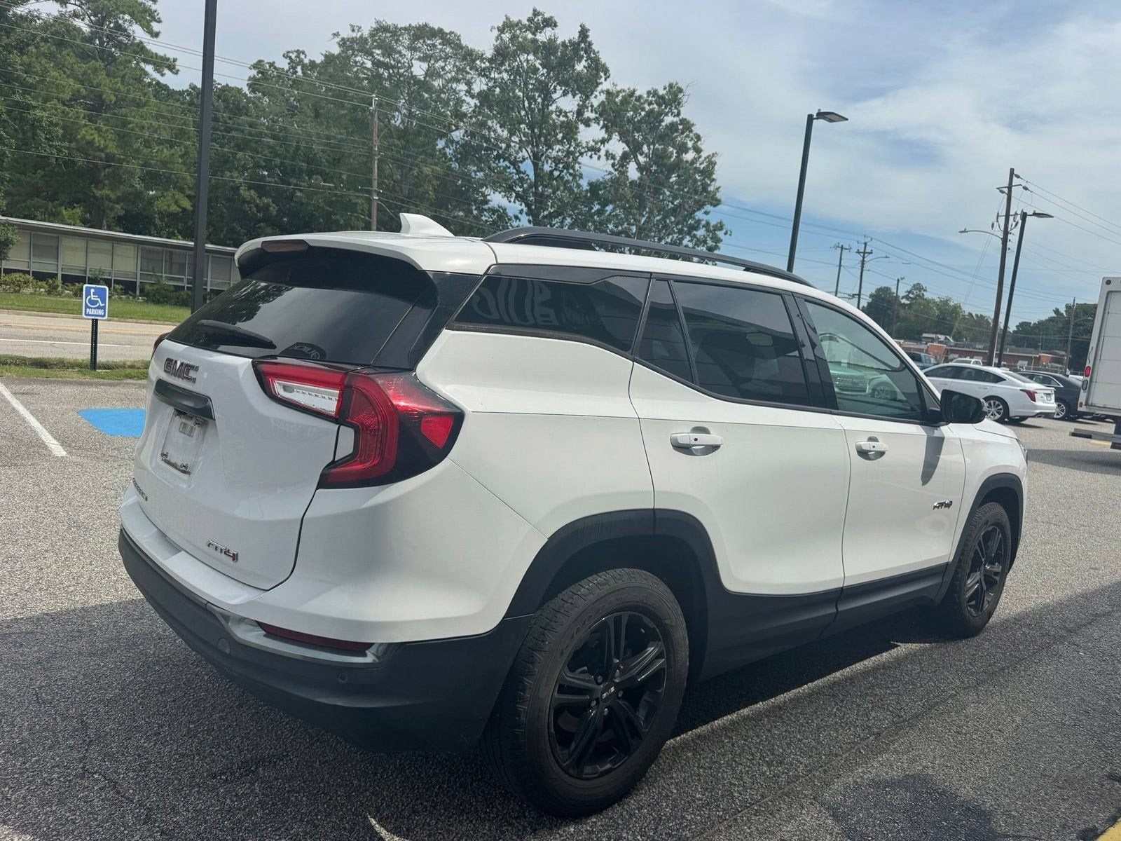 2023 GMC Terrain AT4