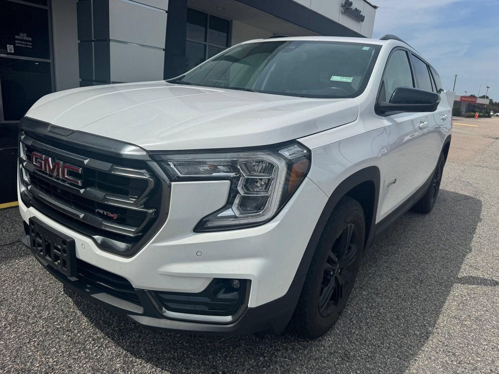 2023 GMC Terrain AT4