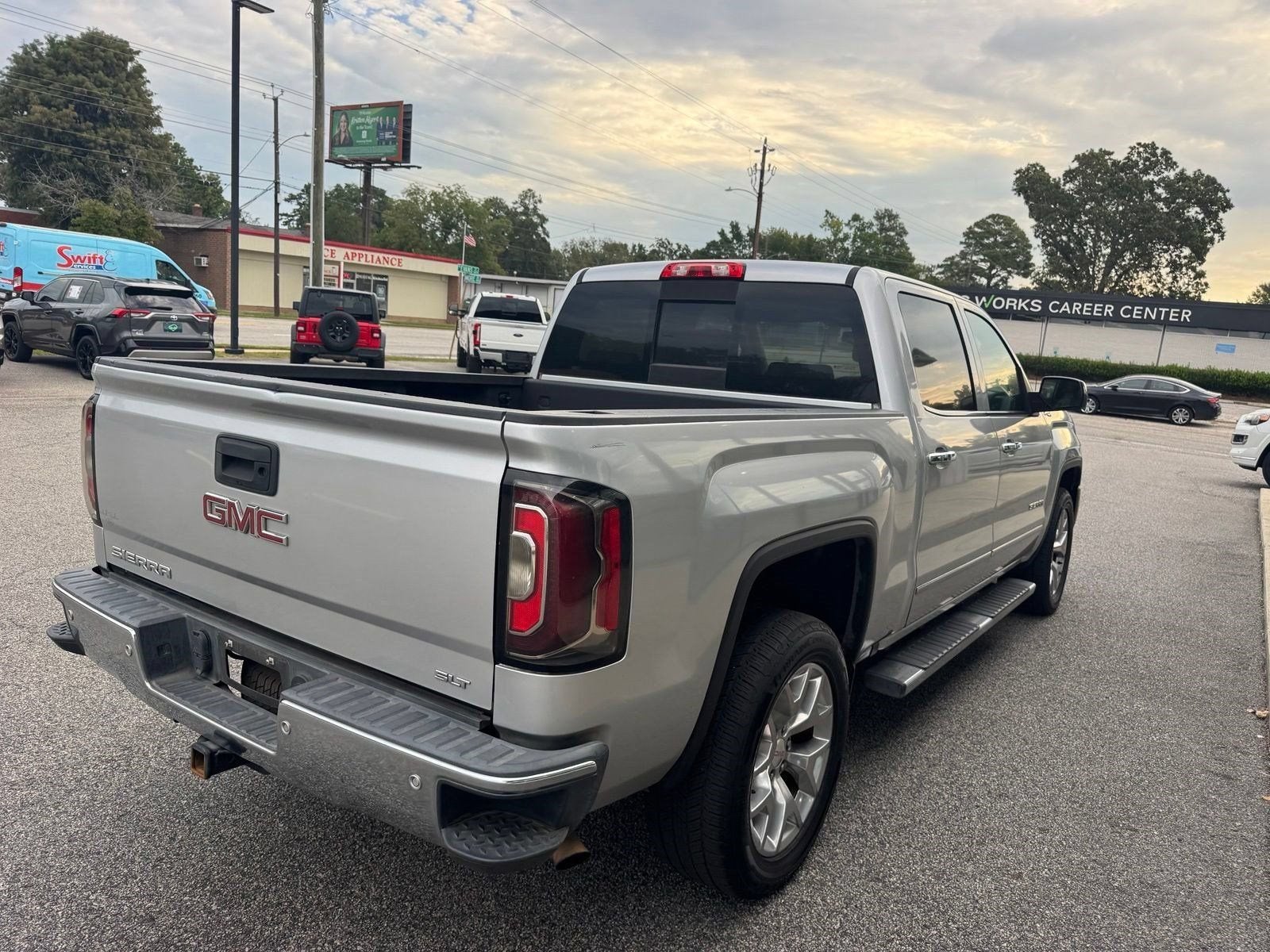 2018 GMC Sierra 1500 SLT