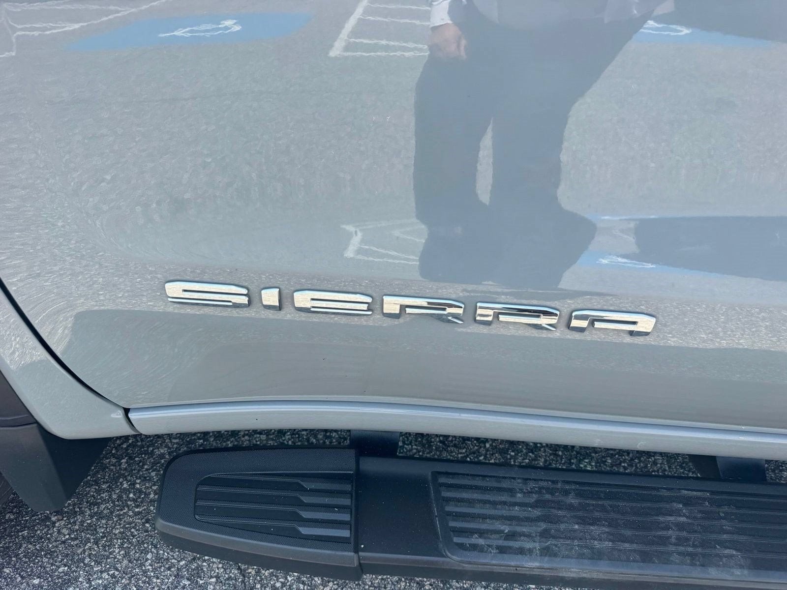 2024 GMC Sierra 1500 SLE