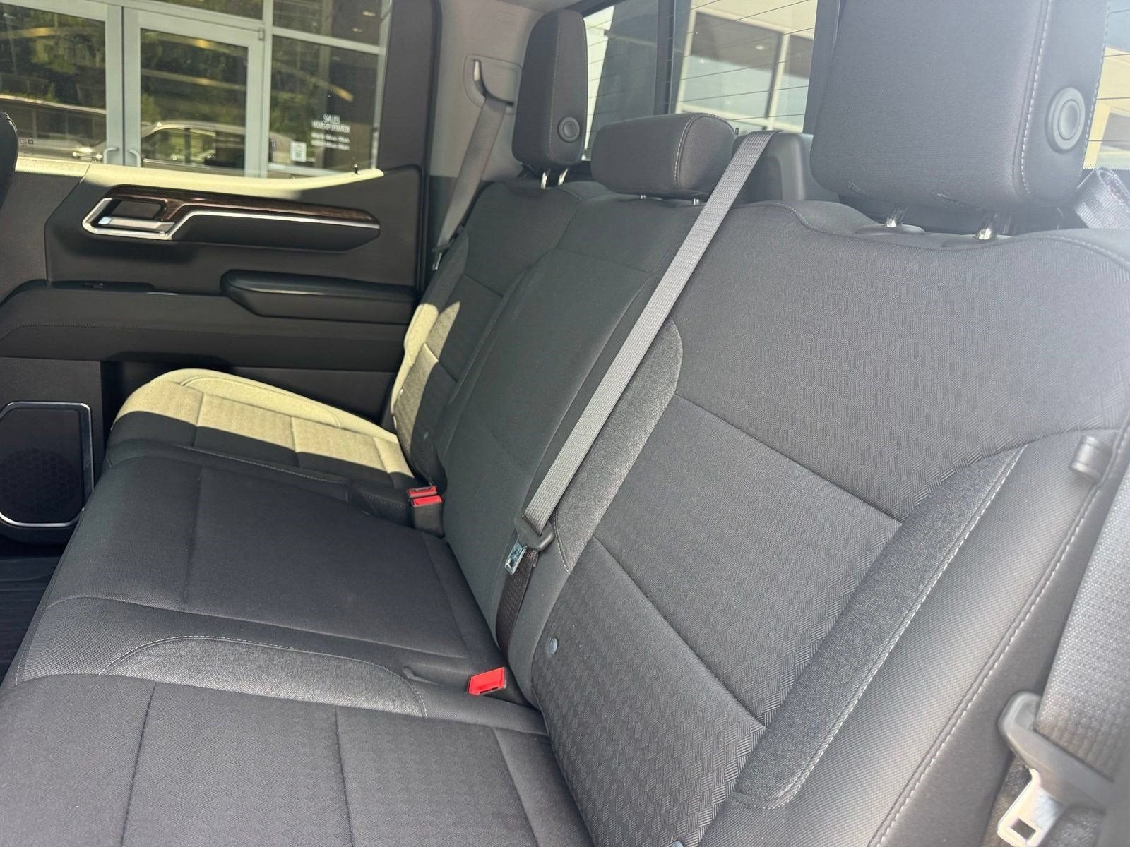 2024 GMC Sierra 1500 SLE