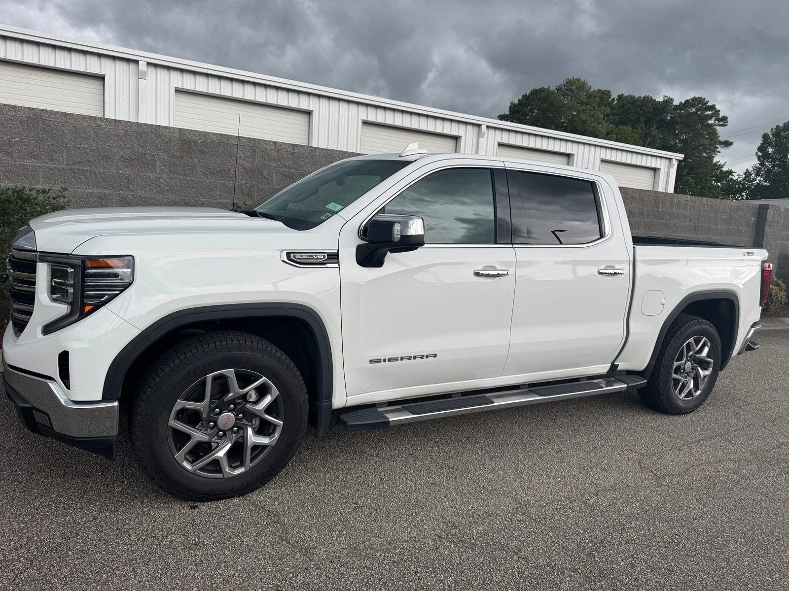 2023 GMC Sierra 1500 SLT