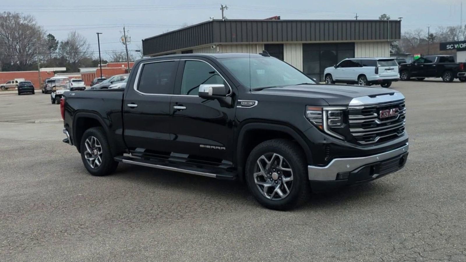 2024 GMC Sierra 1500 SLT