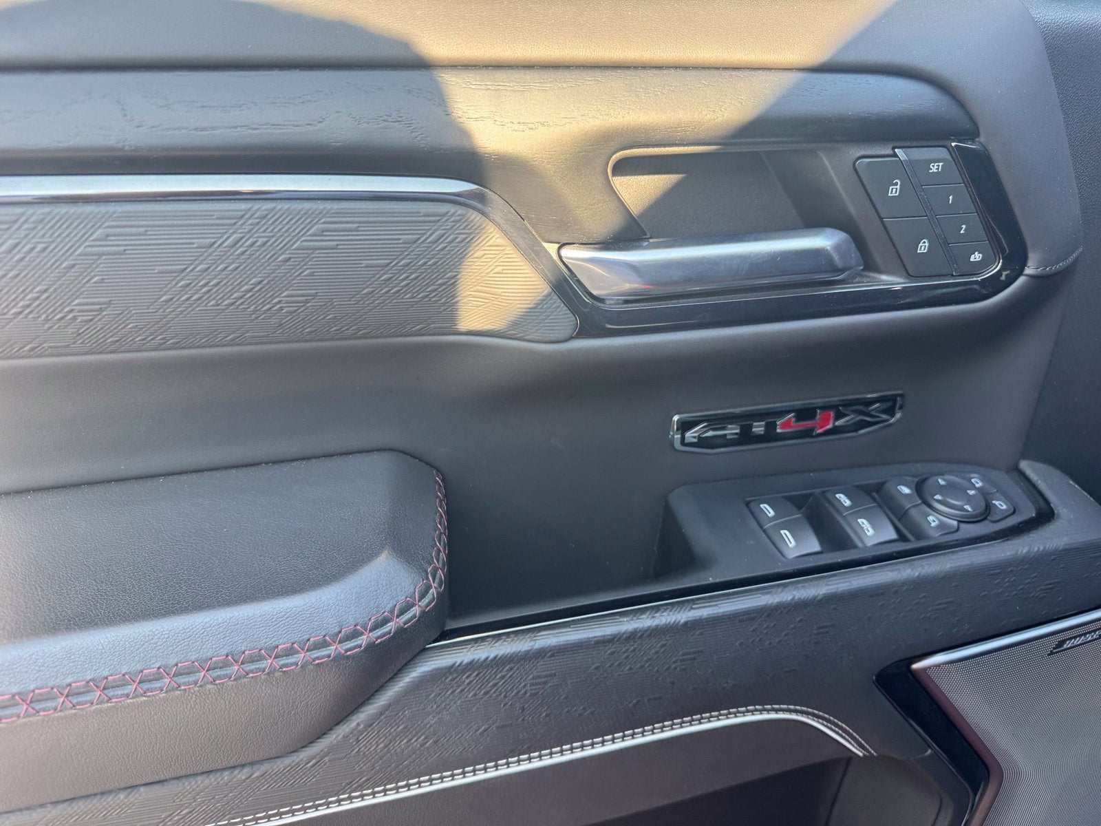 2024 GMC Sierra 1500 AT4X