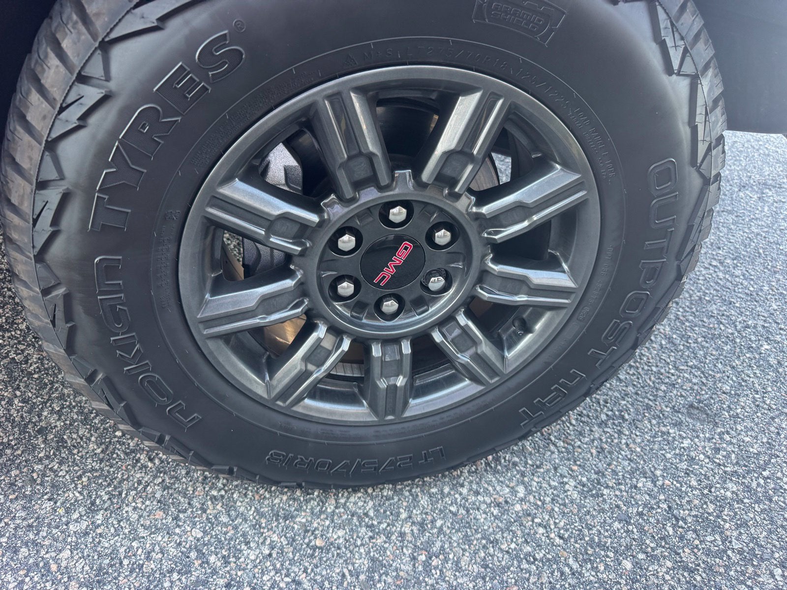 2024 GMC Sierra 1500 AT4X