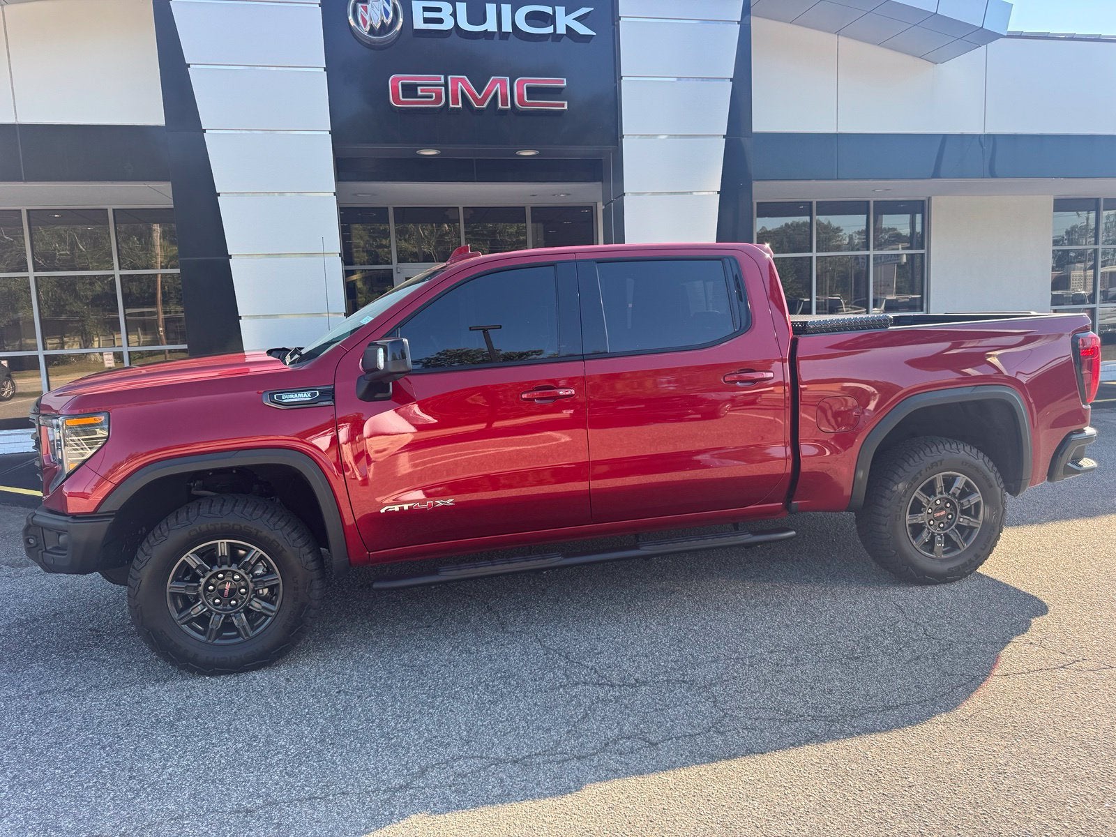 2024 GMC Sierra 1500 AT4X