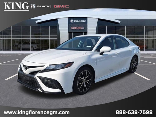 2022 Toyota Camry SE