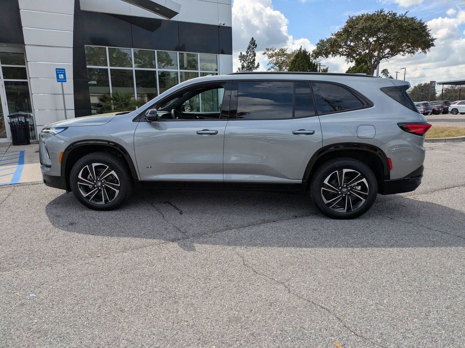 2026 Buick Enclave Sport Touring