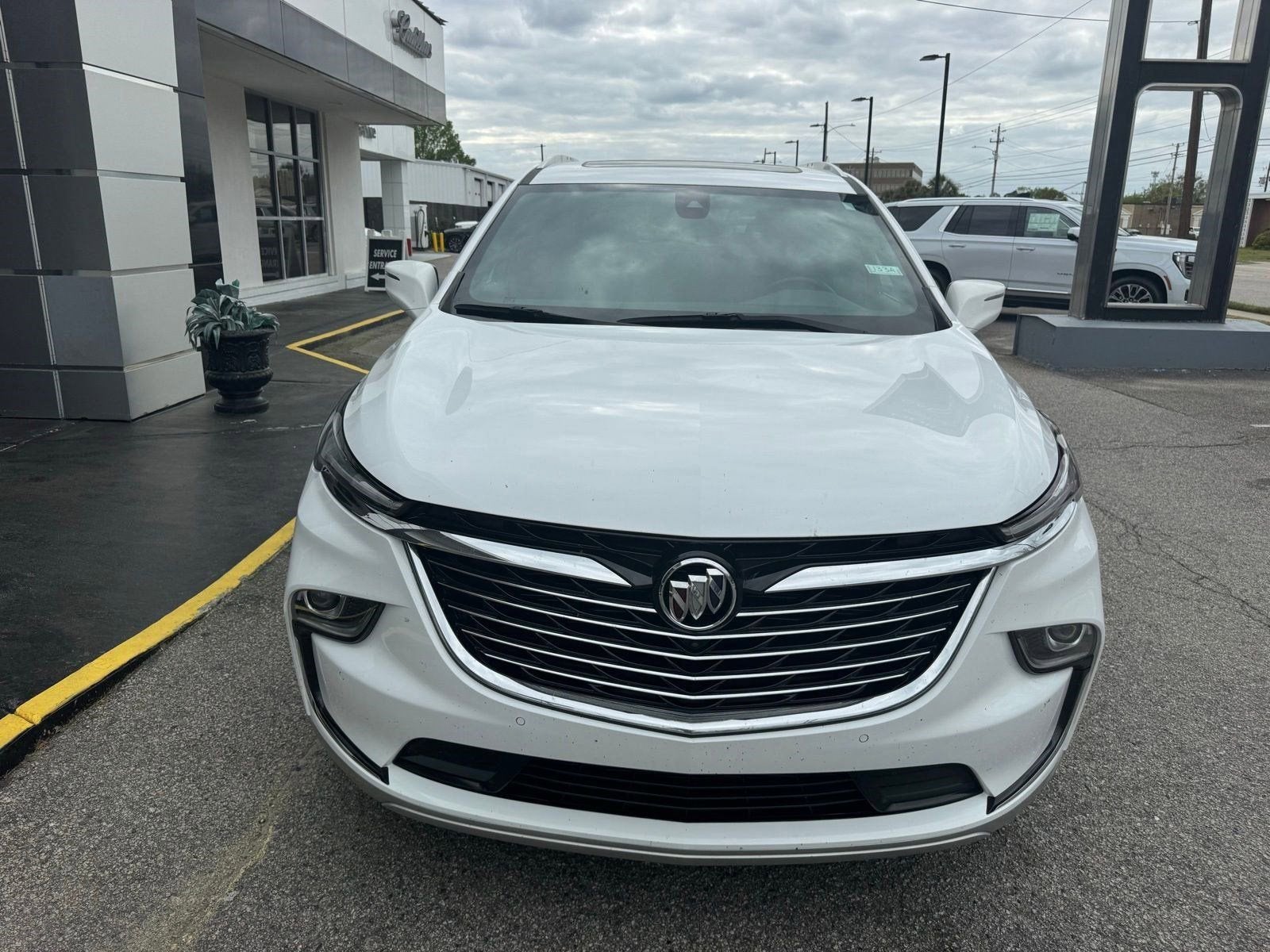 2024 Buick Enclave Essence