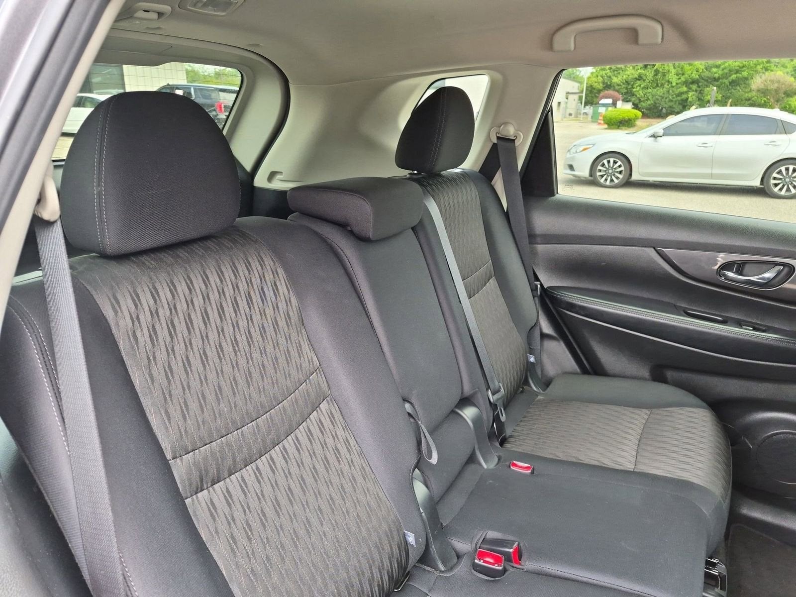 2020 Nissan Rogue SV FWD