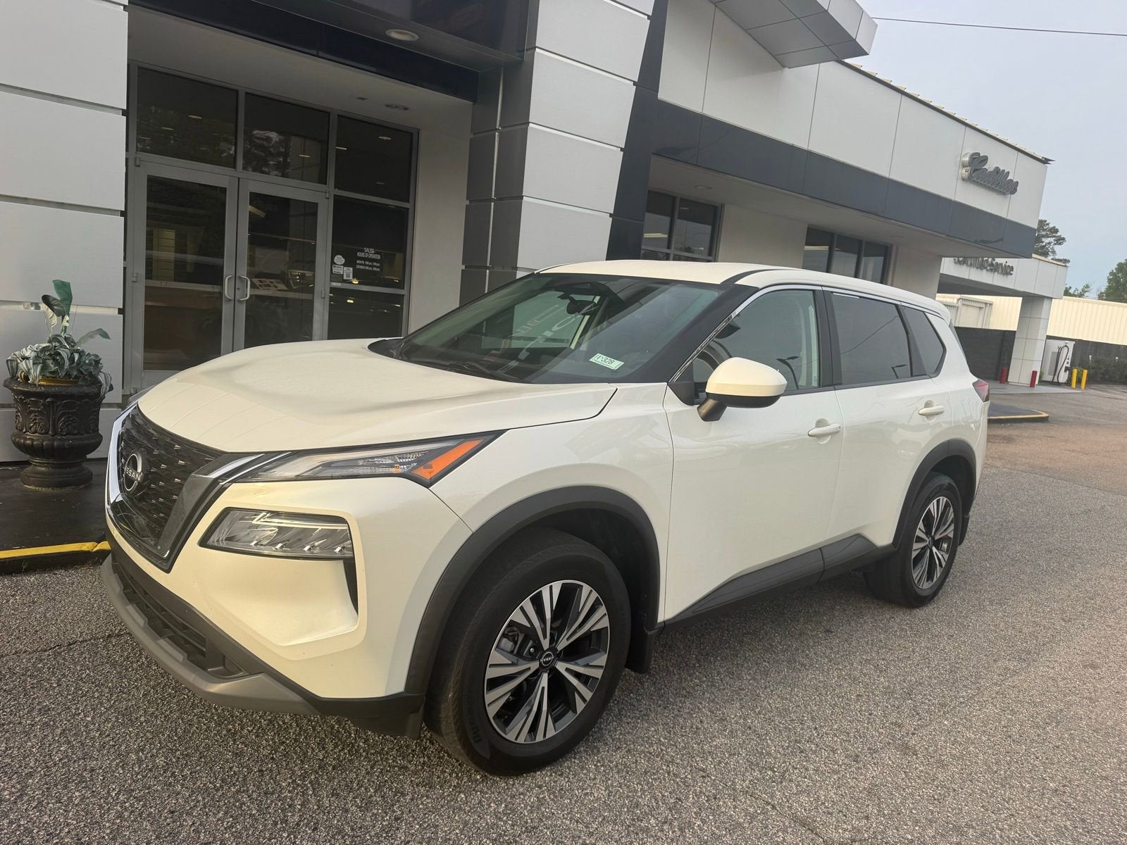 2023 Nissan Rogue SV FWD