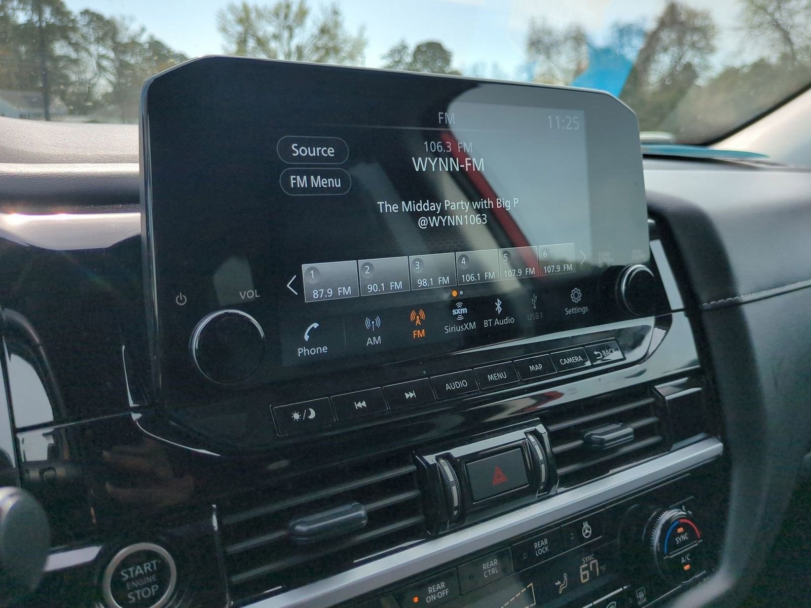 2024 Nissan Pathfinder SL 4WD