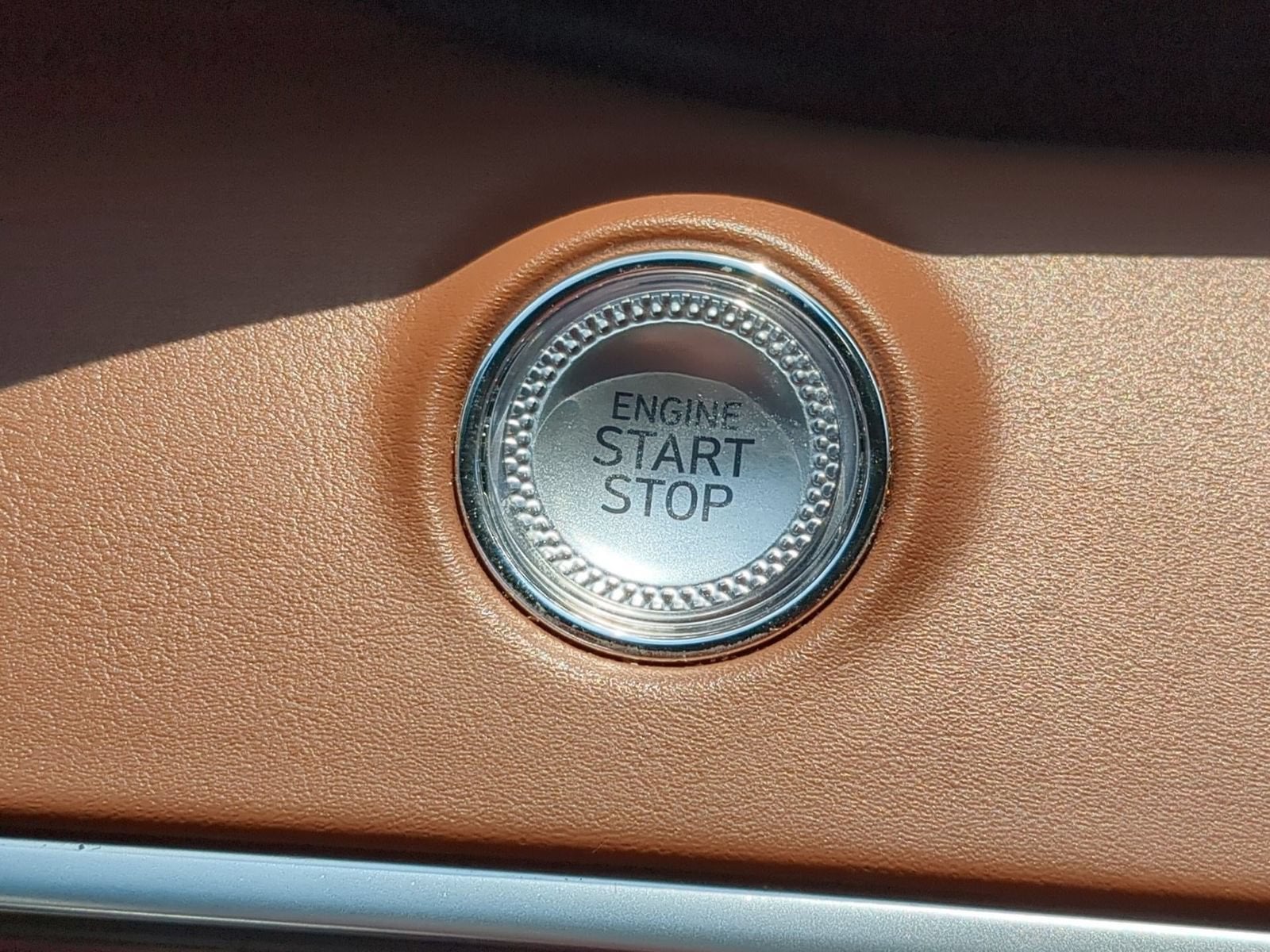 2024 Genesis GV70 2.5T AWD