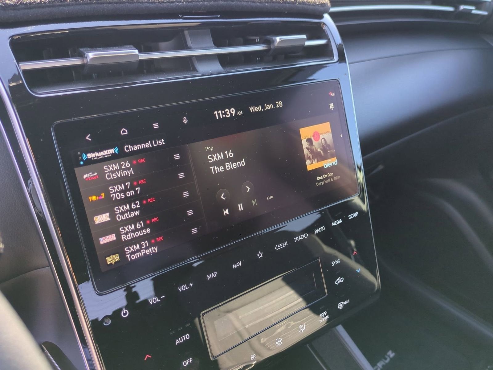 2024 Hyundai Santa Cruz SEL