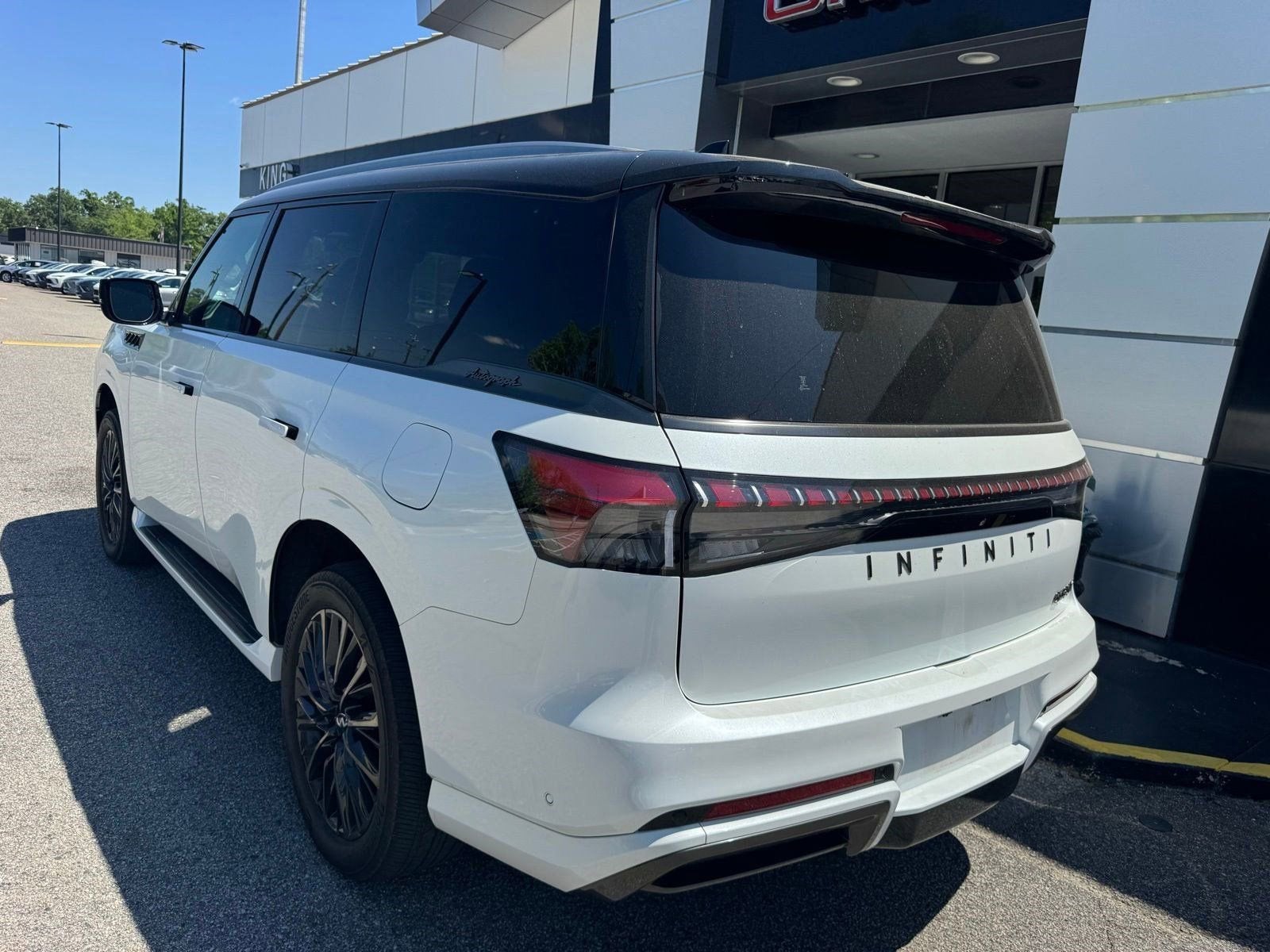 2025 INFINITI QX80 AUTOGRAPH