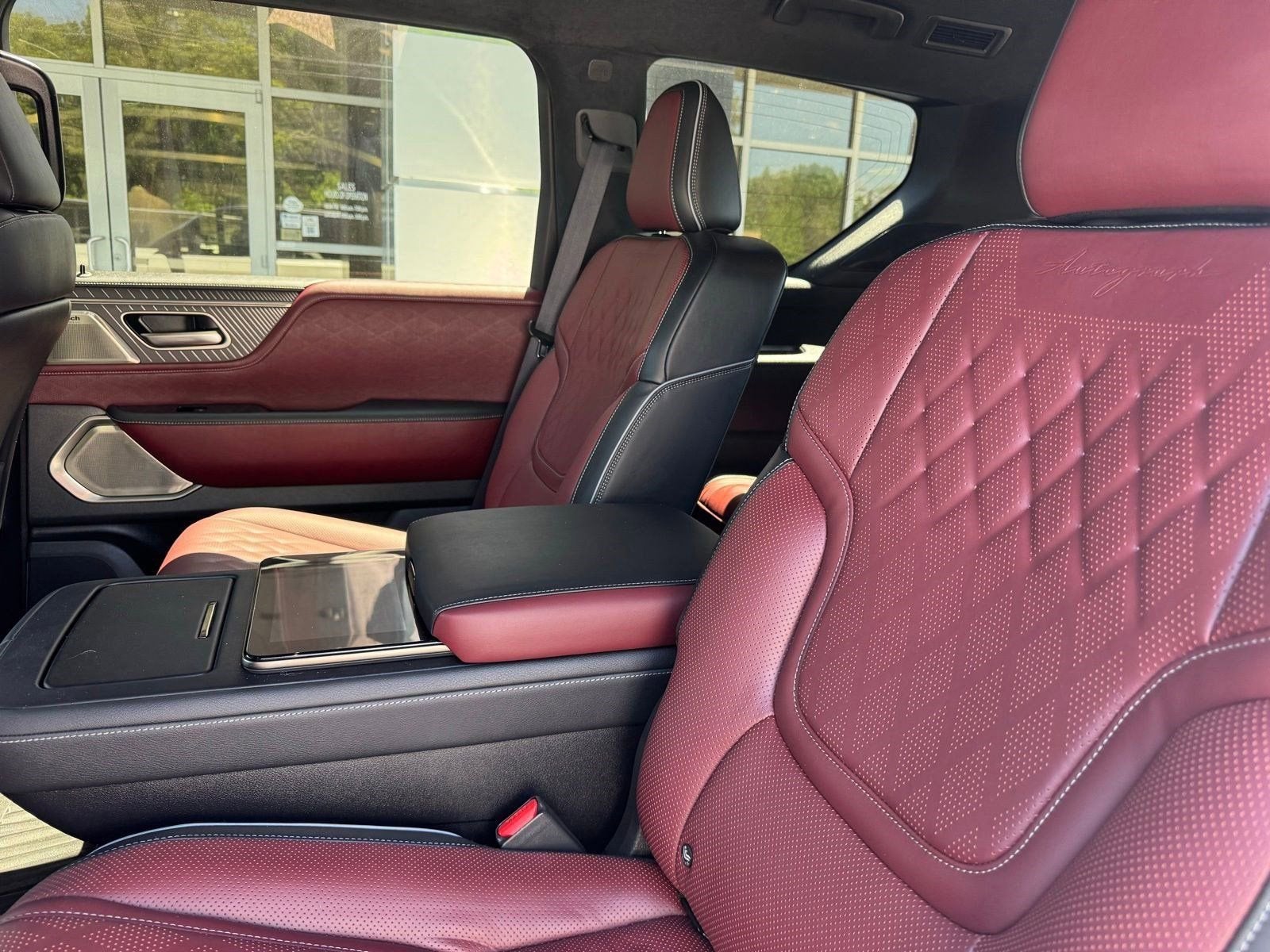 2025 INFINITI QX80 AUTOGRAPH