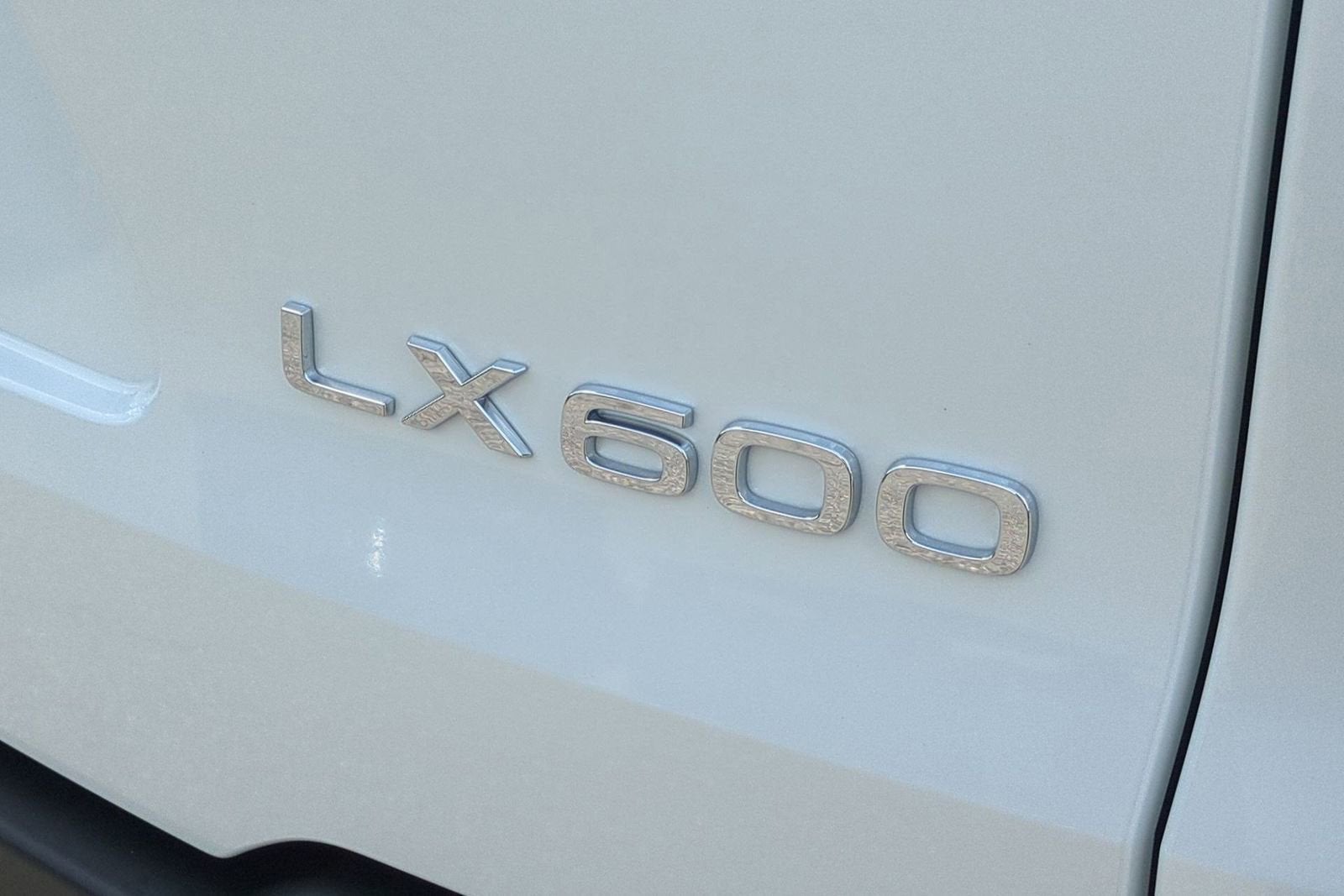 2025 Lexus LX LX 600 Luxury