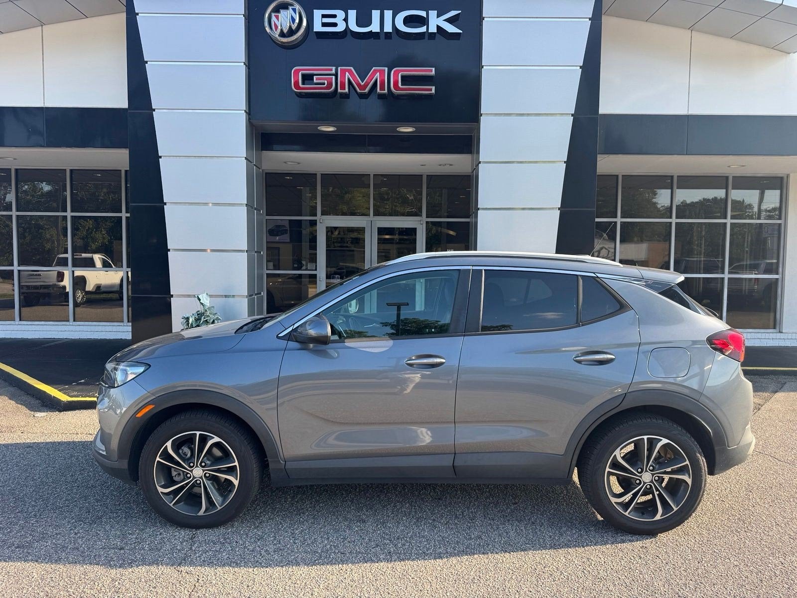 2020 Buick Encore GX Select