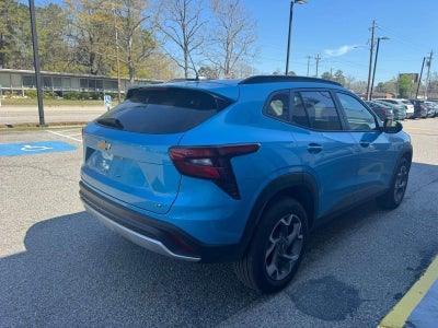 2025 Chevrolet Trax LT