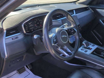 2022 Jaguar F-PACE SVR