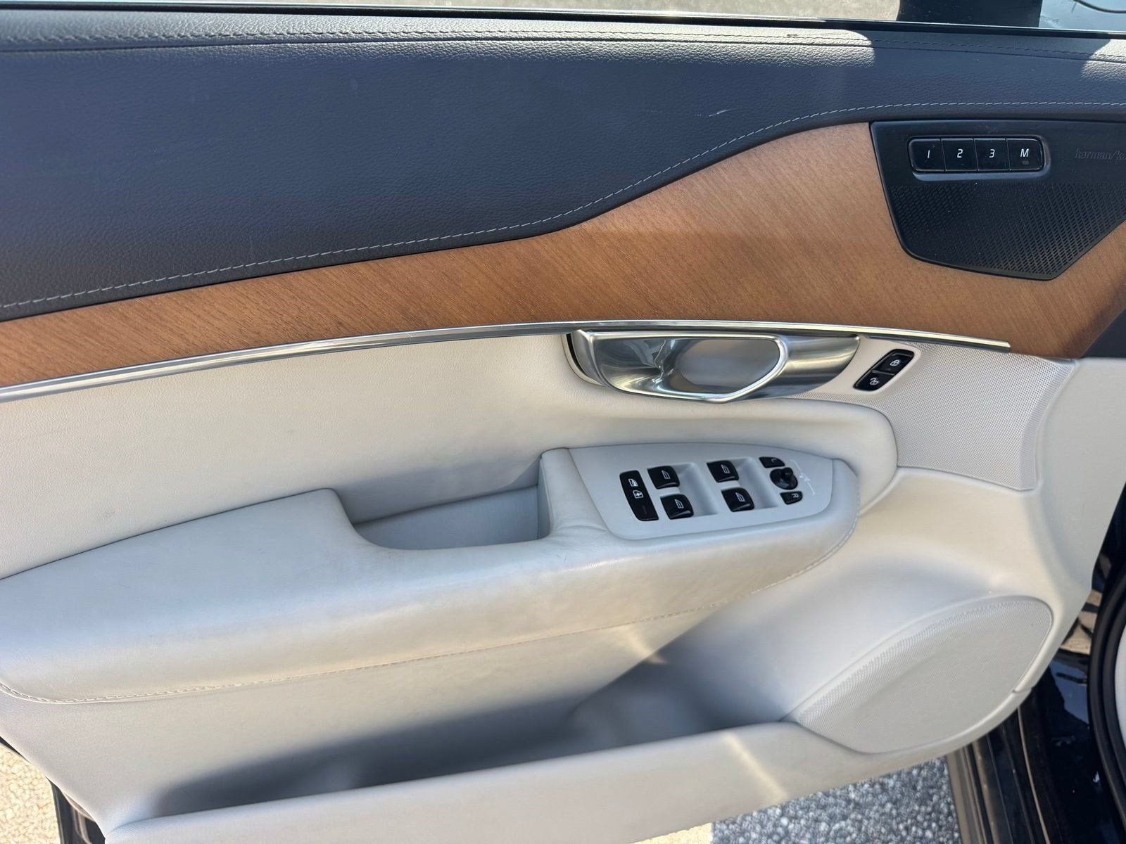 2020 Volvo XC90 T6 Inscription 7 Passenger